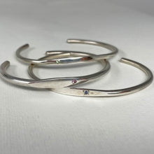 Load image into Gallery viewer, Sterling Silver and Sapphire Bracelet